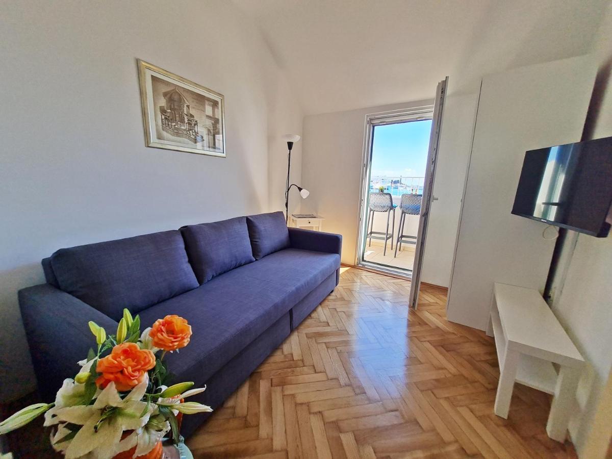 Apartament The View